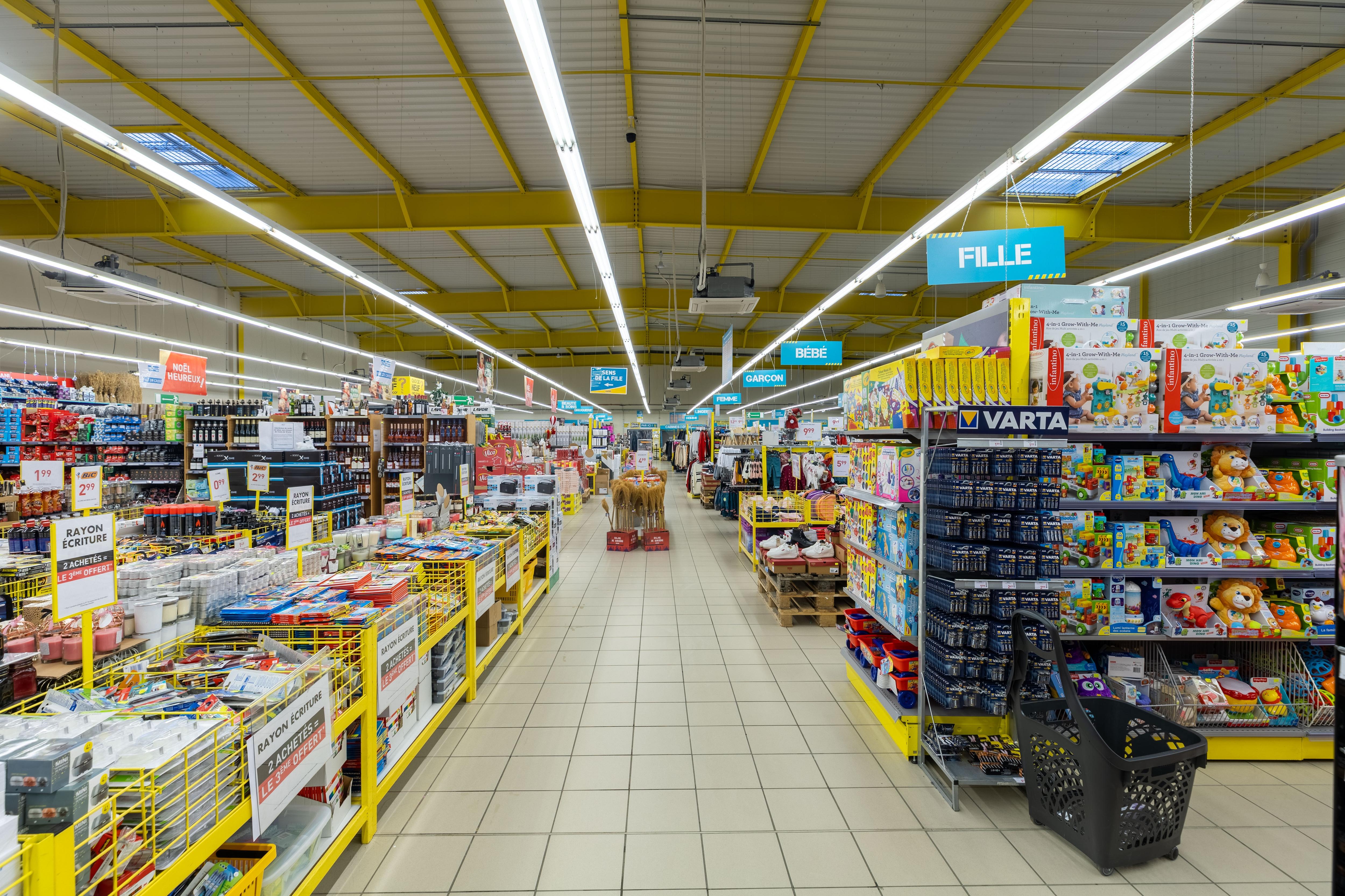 Stokomani La Chapelle Saint Aubin Destockage De Grandes Marques A Petits Prix