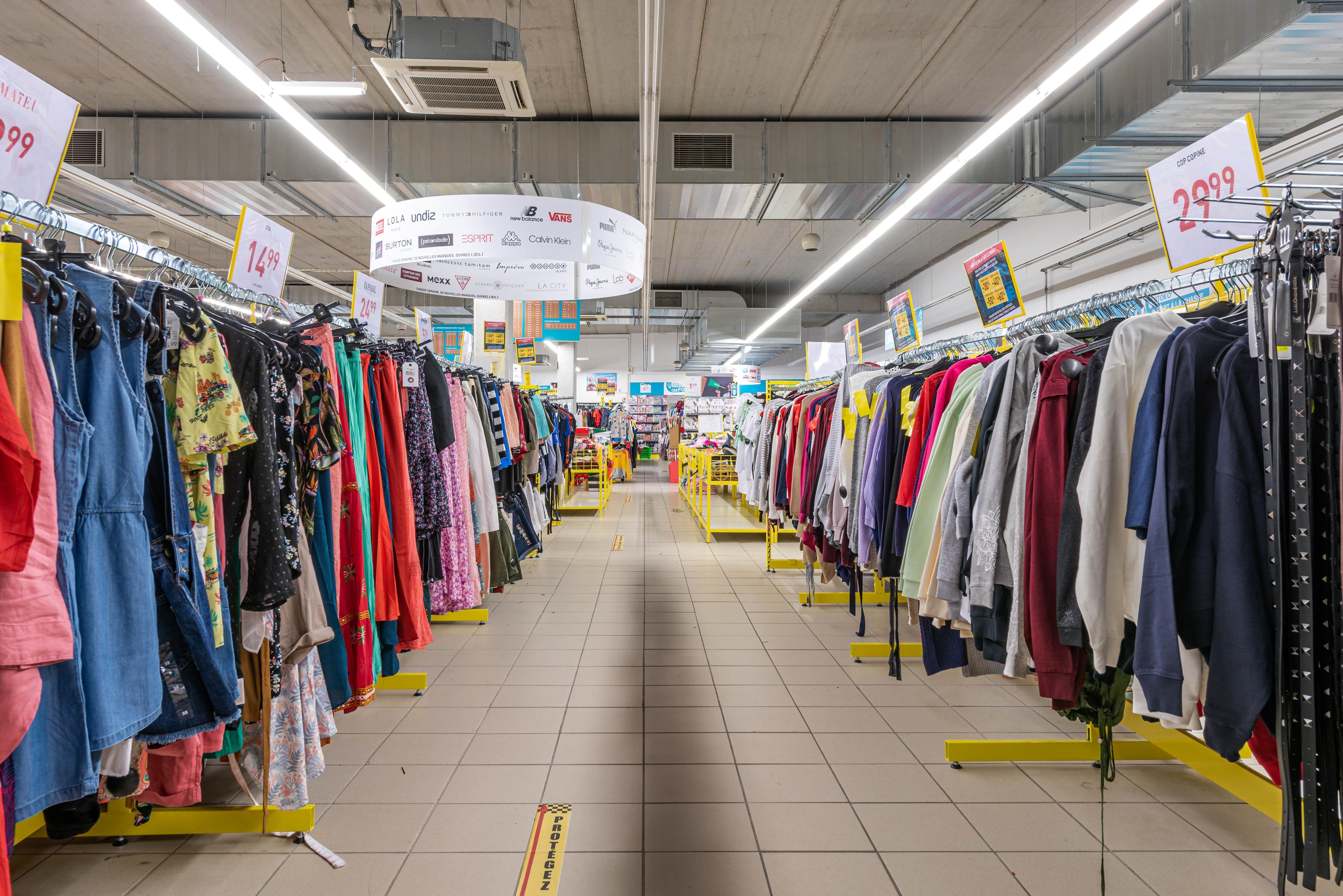 Stokomani Stokomani Mondeville Destockage de grandes marques a petits prix